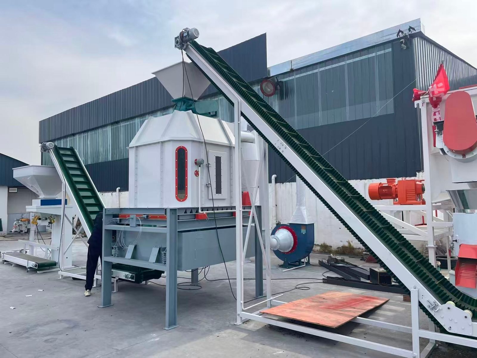 OEM Services for Feed Machinery: Custom Solutions 5 OEM Services for Feed Machinery: Custom Solutions - Image 5