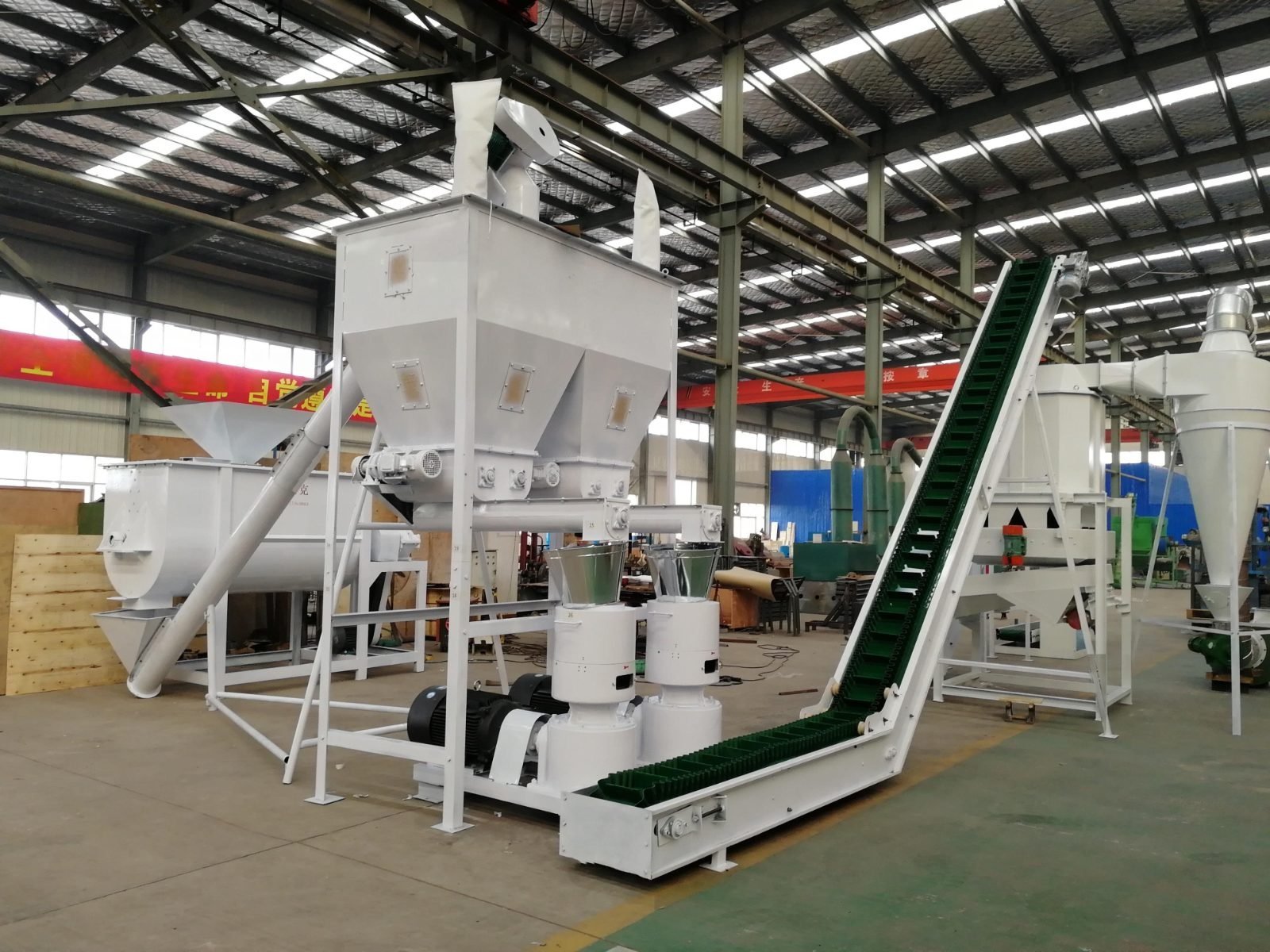 Extruded Aqua Feed Line for Optimal Feed Efficiency 3 Extruded Aqua Feed Line for Optimal Feed Efficiency - Image 3